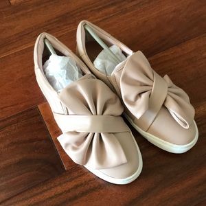 Halogen Mika slip-on sneaker size 6 NWOT